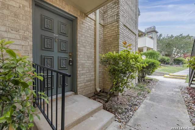 11843 Braesview #913 San Antonio, TX 78213
