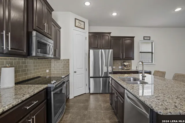 522 Carriage House #. Spring Branch, TX 78070