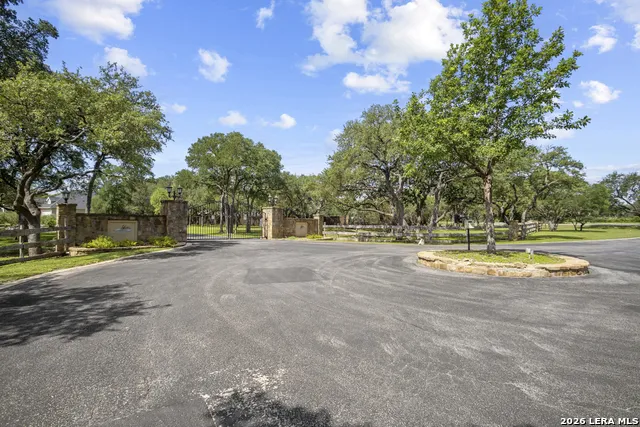 522 Carriage House #. Spring Branch, TX 78070