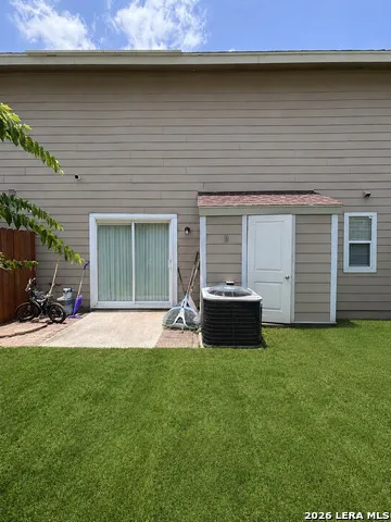 9140 Timber Path #2405 San Antonio, TX 78250