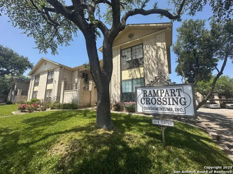 165 W Rampart Dr #805