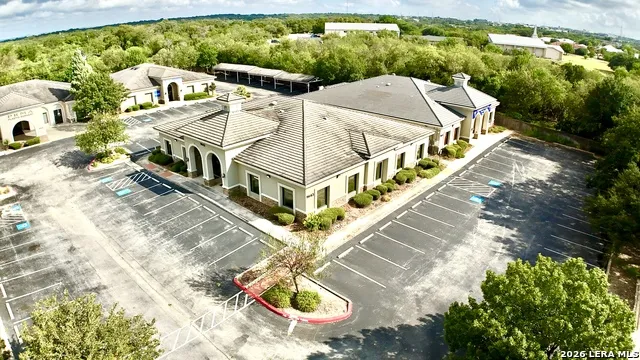 9643 HUEBNER RD #103 & 102 San Antonio, TX 78240