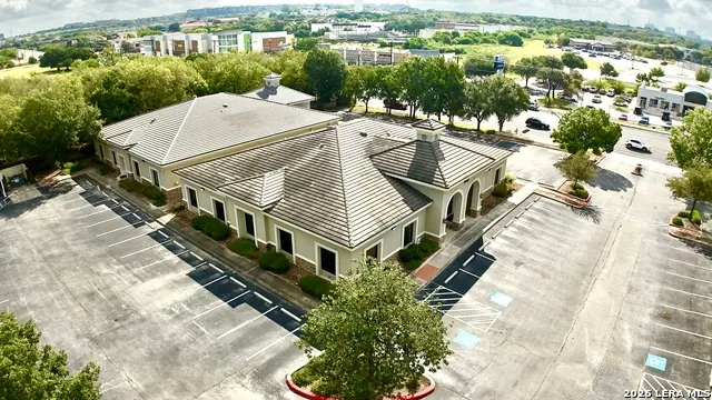 9643 HUEBNER RD #103 & 102 San Antonio, TX 78240