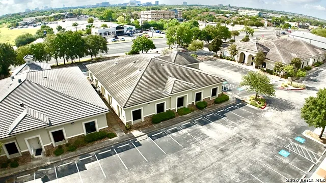 9643 HUEBNER RD #103 & 102 San Antonio, TX 78240