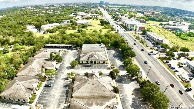 9643 HUEBNER RD #103 & 102 San Antonio, TX 78240