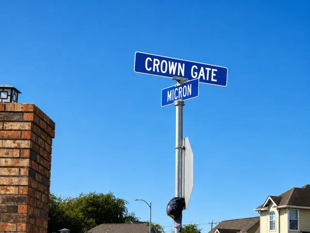 7880 MICRON DR #804 San Antonio, TX 78251