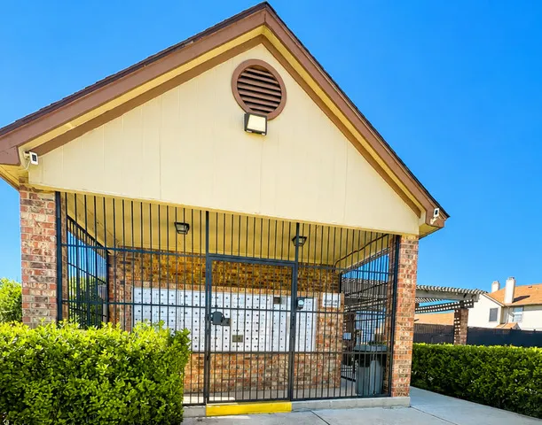 7880 MICRON DR #804 San Antonio, TX 78251