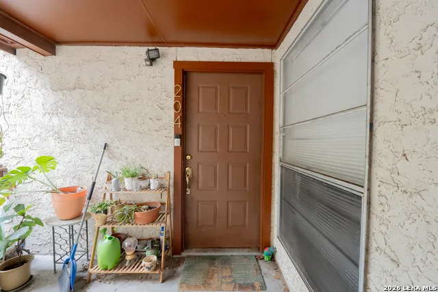 10527 Perrin Beitel #B204 San Antonio, TX 78217