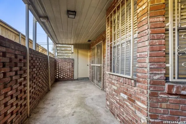 8033 New Braunfels ## 100A San Antonio, TX 78209