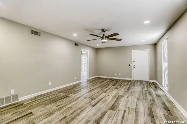 8033 New Braunfels ## 100A San Antonio, TX 78209