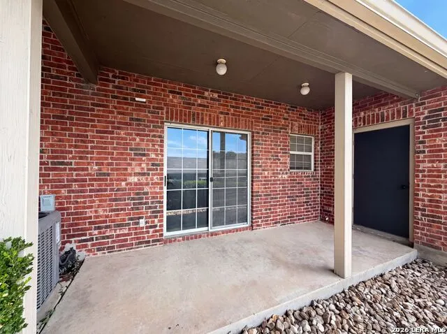40 CHAPEL HILL CIR #UNIT San Antonio, TX 78240