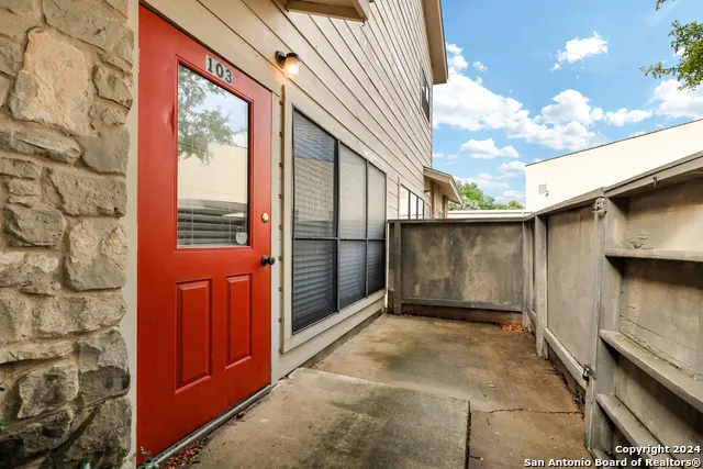 829 W BITTERS RD #APT 103 San Antonio, TX 78216