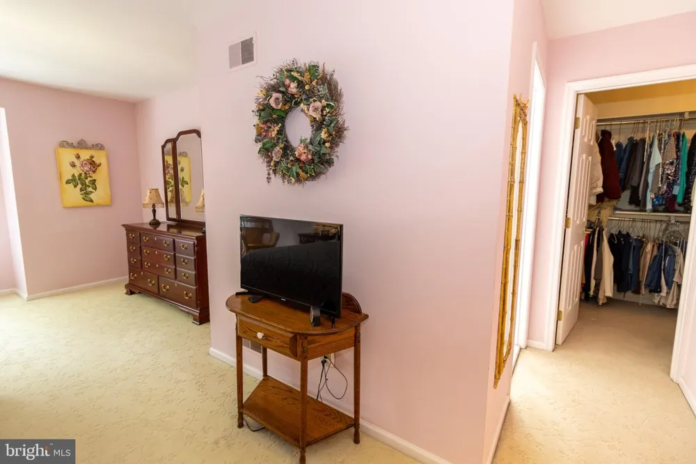 320 SHETLAND DRIVE #320 Exton, PA 19341