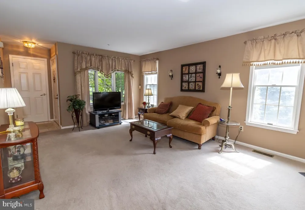 320 SHETLAND DRIVE #320 Exton, PA 19341