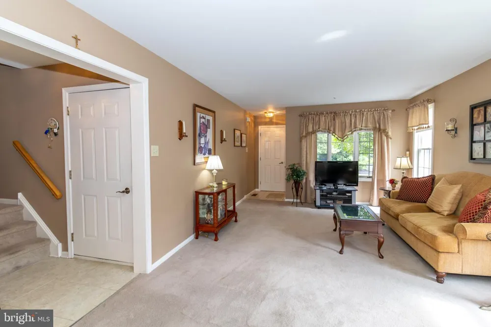 320 SHETLAND DRIVE #320 Exton, PA 19341