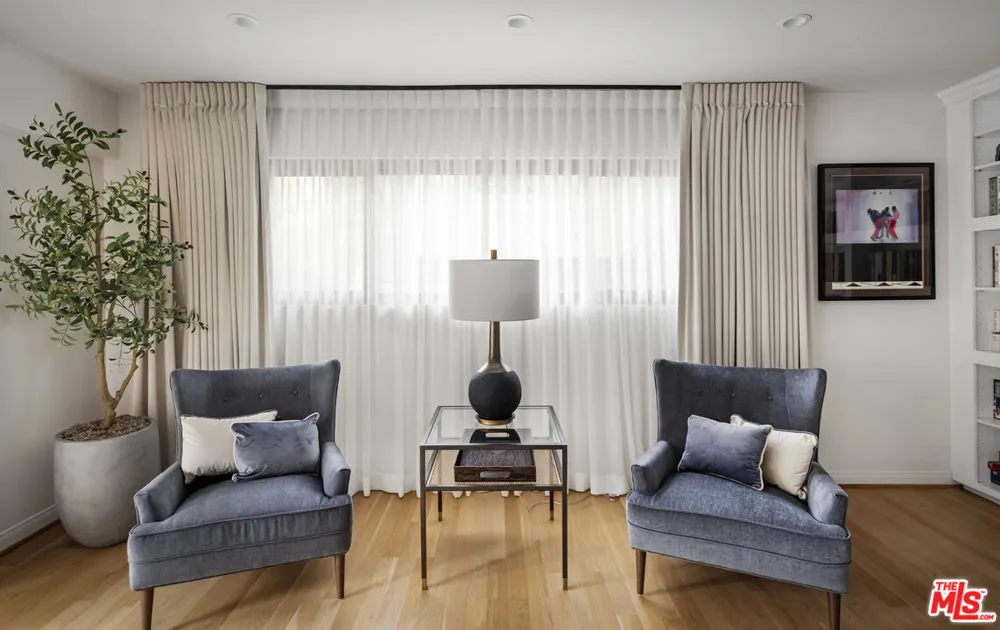 2426 Cazaux Place Los Angeles, CA 90068