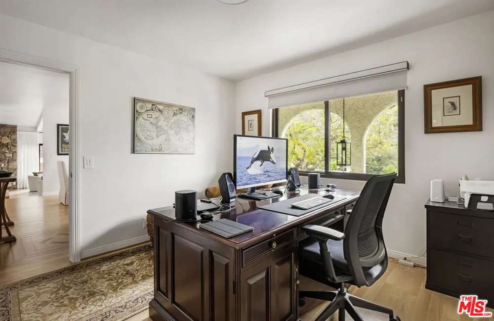 2426 Cazaux Place Los Angeles, CA 90068