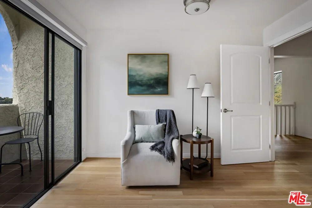 2426 Cazaux Place Los Angeles, CA 90068