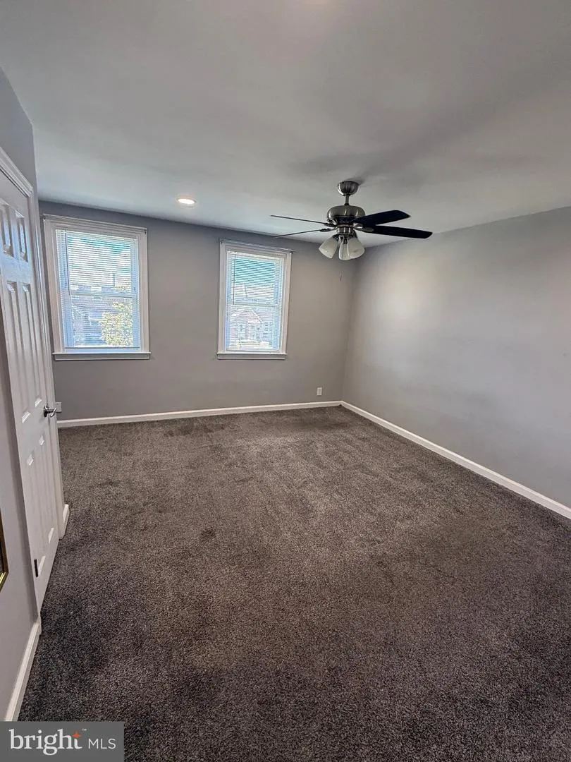 7133 LARGE Philadelphia, PA 19149