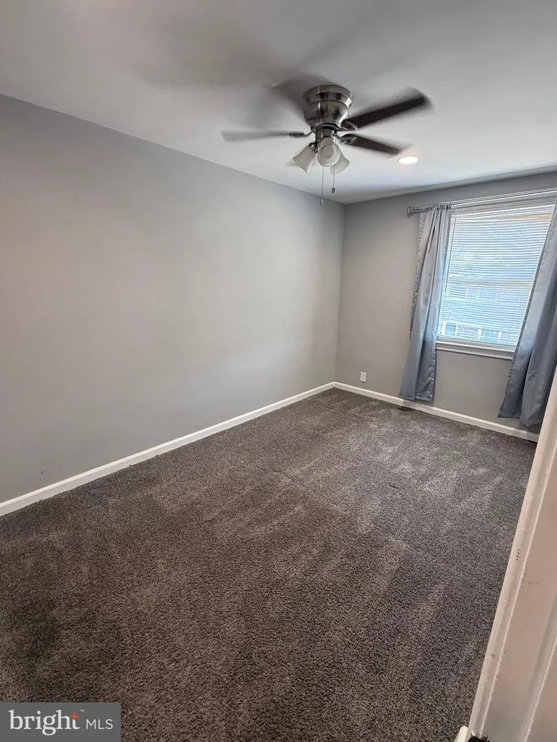 7133 LARGE Philadelphia, PA 19149