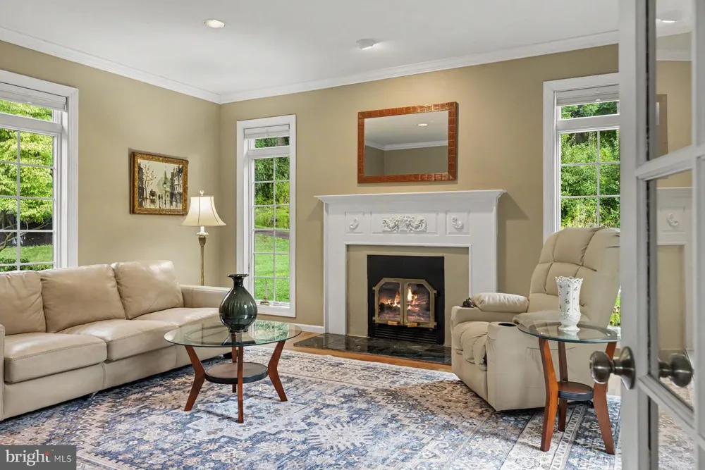 98 CRESSMAN ROAD Telford, PA 18969