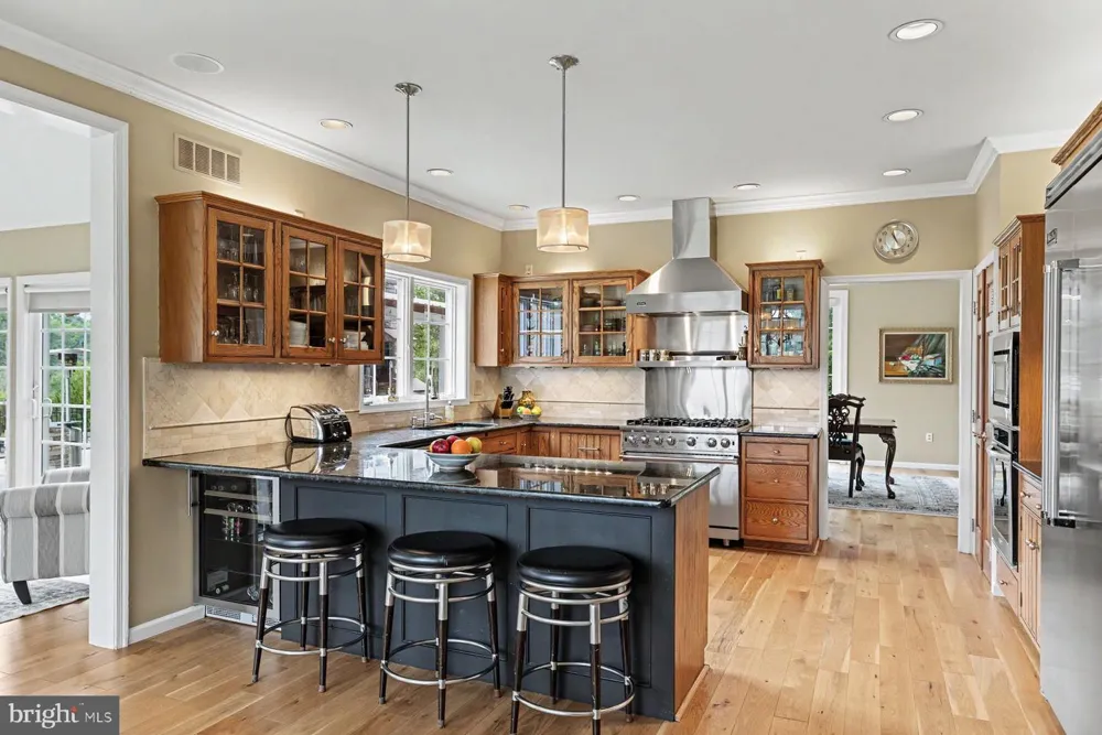 98 CRESSMAN ROAD Telford, PA 18969
