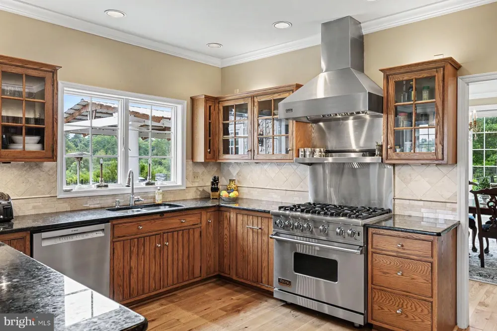 98 CRESSMAN ROAD Telford, PA 18969
