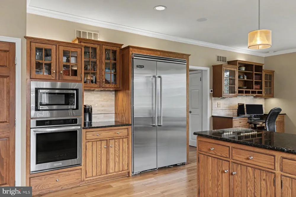 98 CRESSMAN ROAD Telford, PA 18969