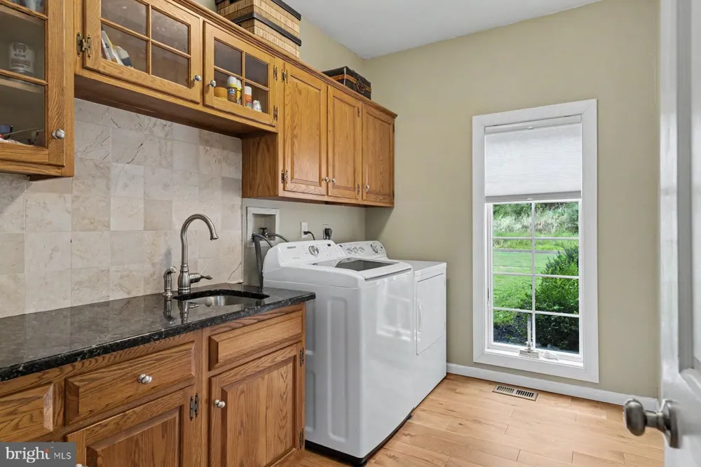 98 CRESSMAN ROAD Telford, PA 18969