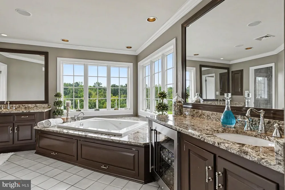 98 CRESSMAN ROAD Telford, PA 18969