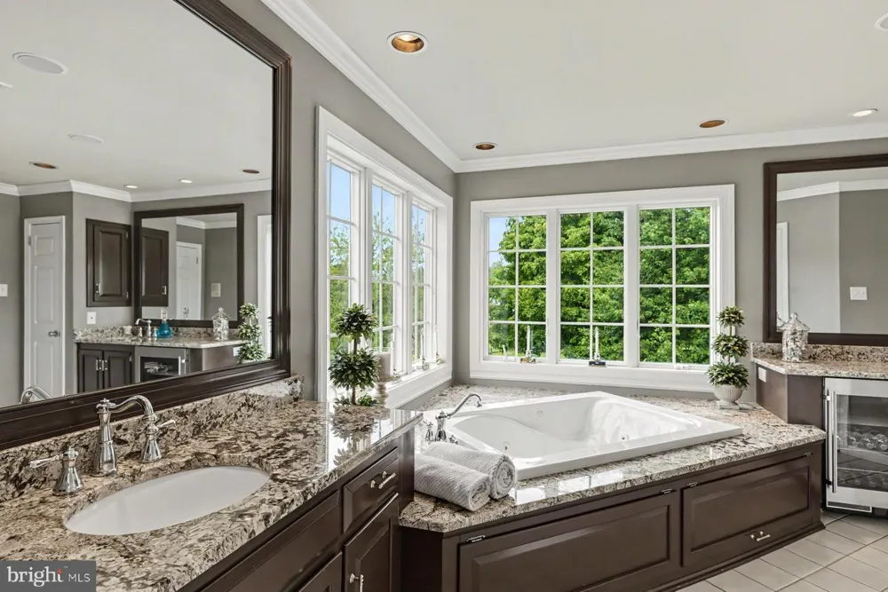 98 CRESSMAN ROAD Telford, PA 18969