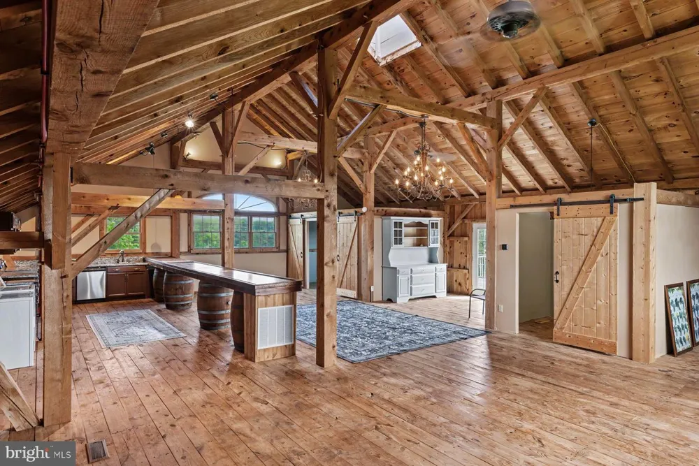 98 CRESSMAN ROAD Telford, PA 18969