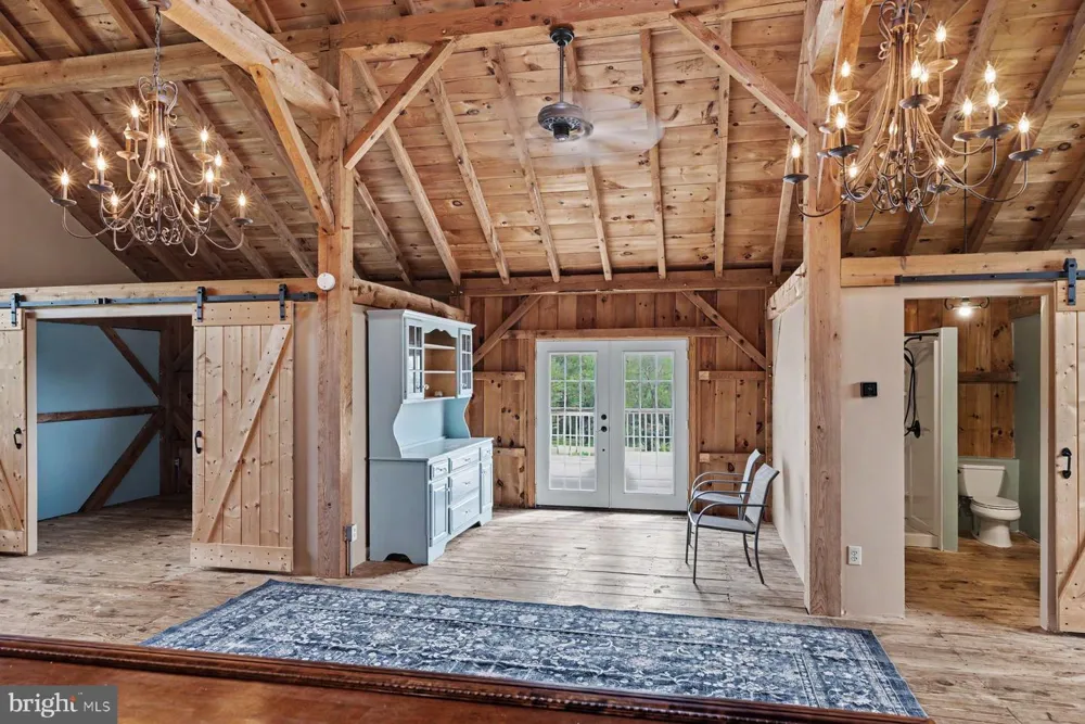 98 CRESSMAN ROAD Telford, PA 18969