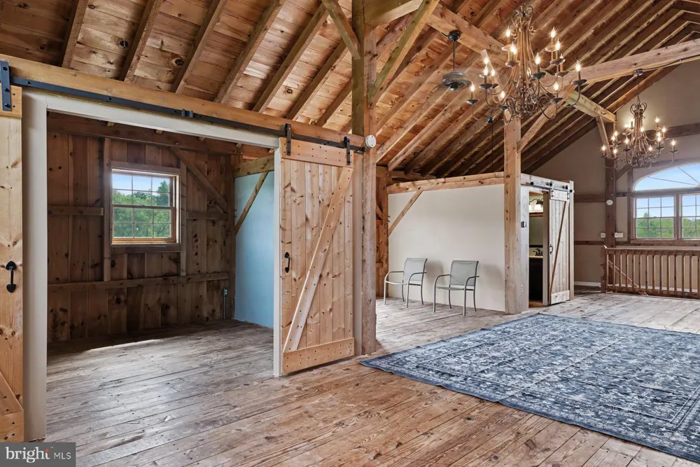 98 CRESSMAN ROAD Telford, PA 18969