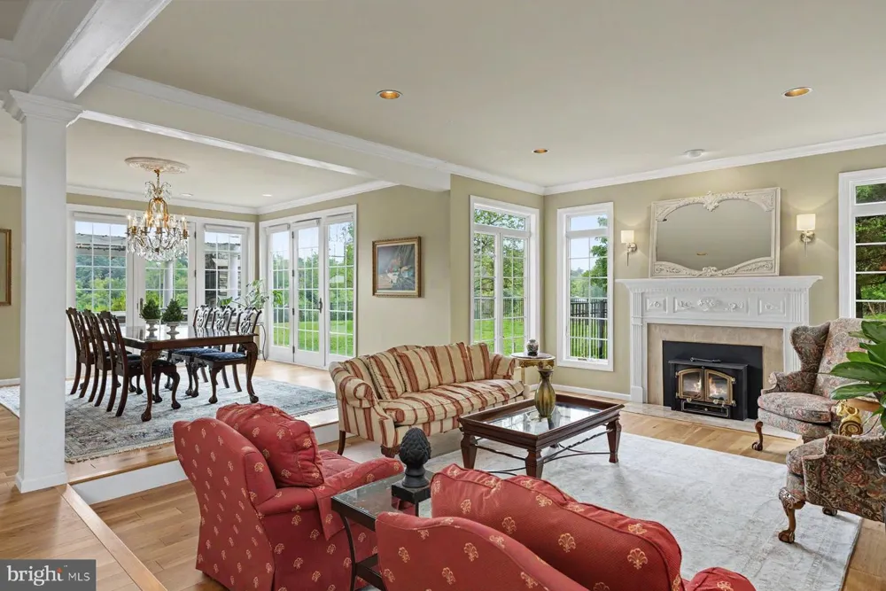 98 CRESSMAN ROAD Telford, PA 18969