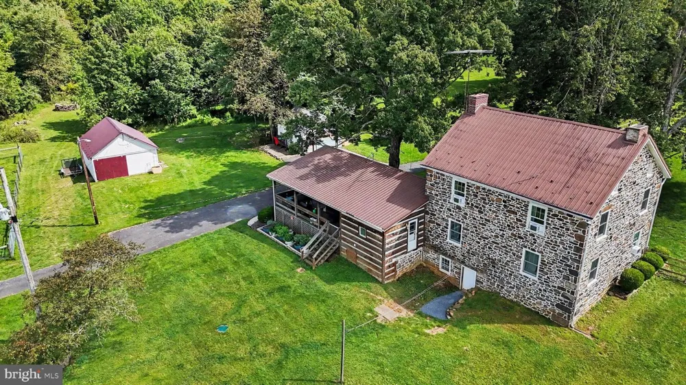 285 COLD SPRINGS ROAD Gettysburg, PA 17325