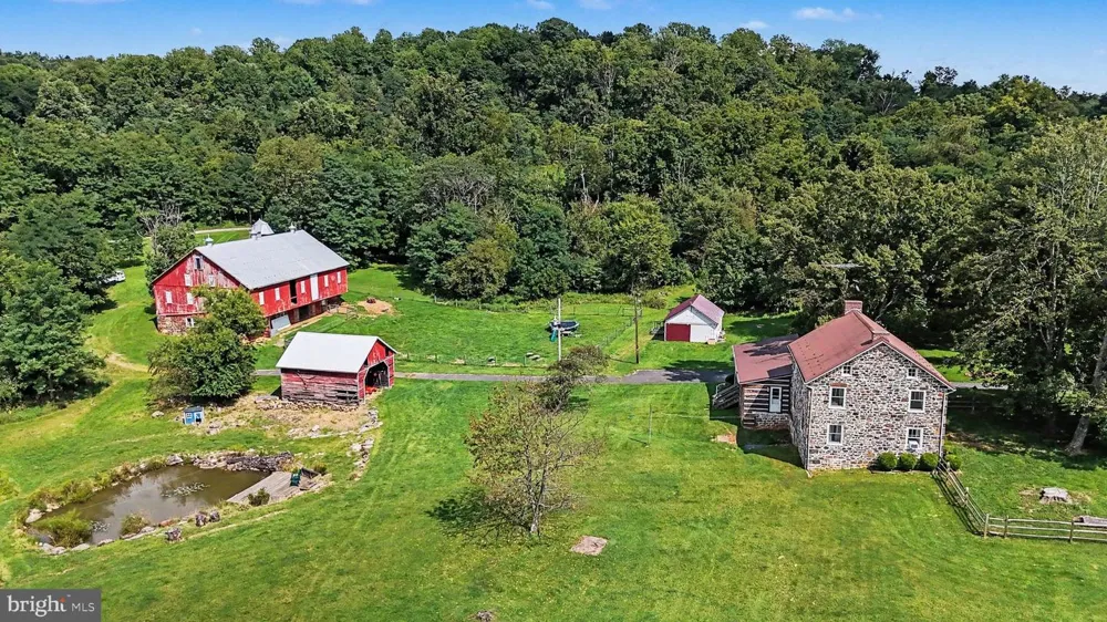 285 COLD SPRINGS ROAD Gettysburg, PA 17325