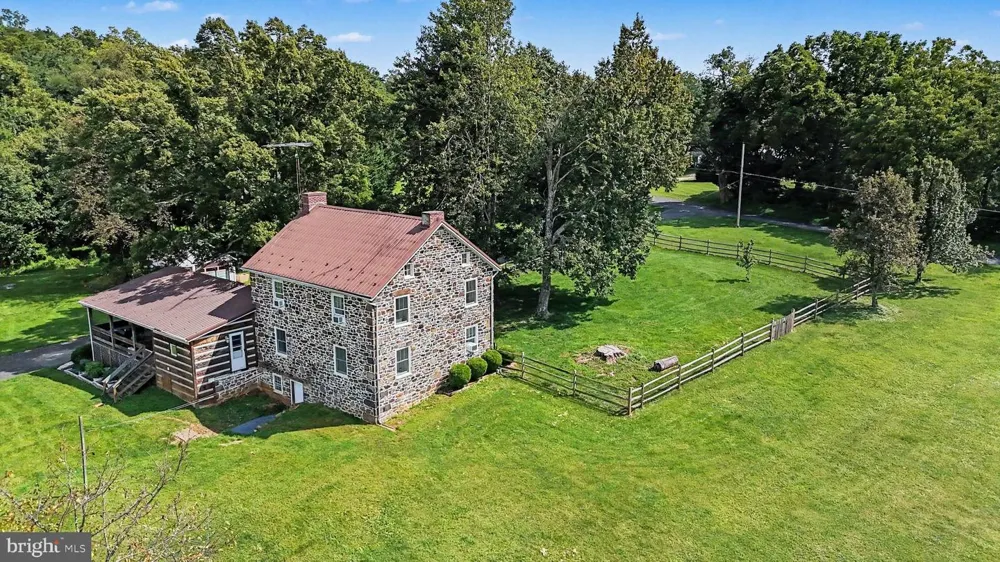285 COLD SPRINGS ROAD Gettysburg, PA 17325
