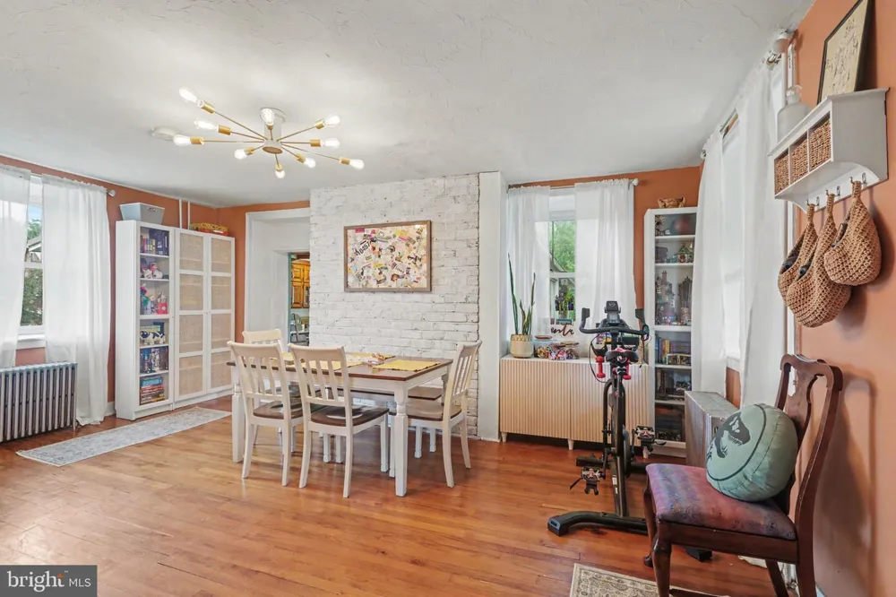 285 COLD SPRINGS ROAD Gettysburg, PA 17325