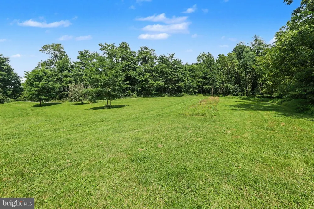 285 COLD SPRINGS ROAD Gettysburg, PA 17325