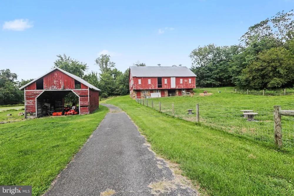 285 COLD SPRINGS ROAD Gettysburg, PA 17325