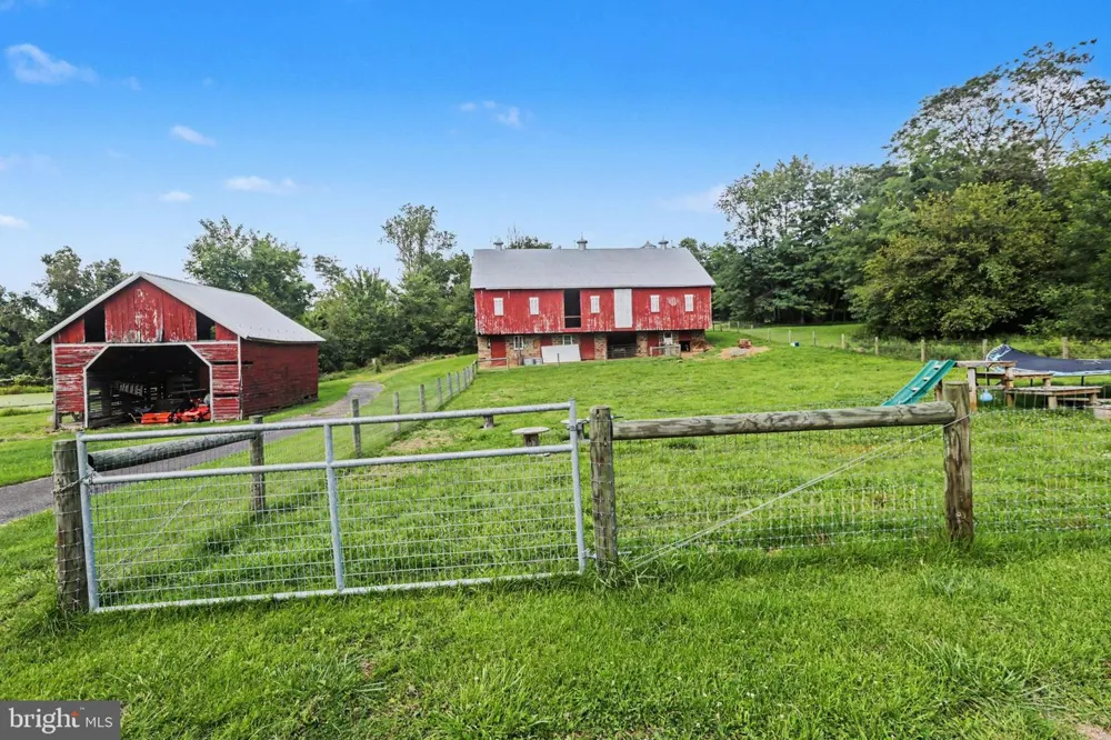 285 COLD SPRINGS ROAD Gettysburg, PA 17325