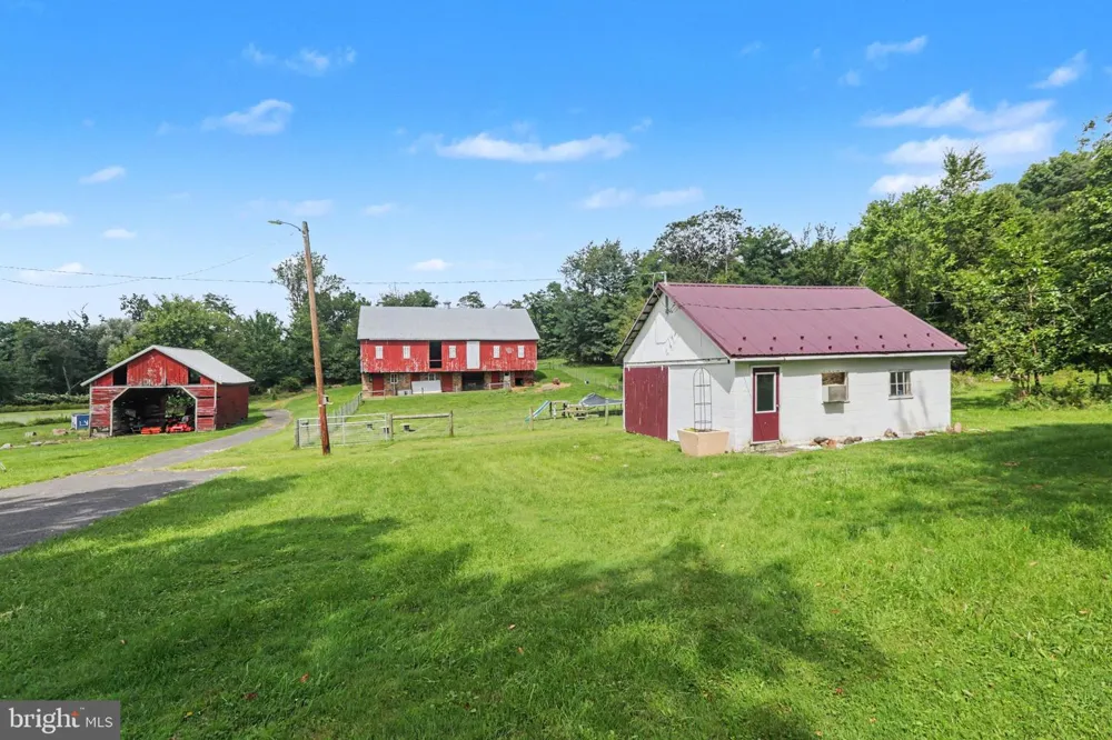 285 COLD SPRINGS ROAD Gettysburg, PA 17325