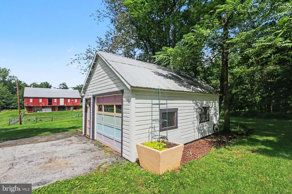 285 COLD SPRINGS ROAD Gettysburg, PA 17325
