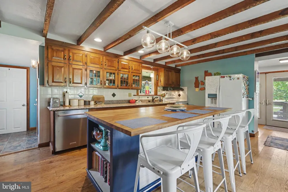 285 COLD SPRINGS ROAD Gettysburg, PA 17325