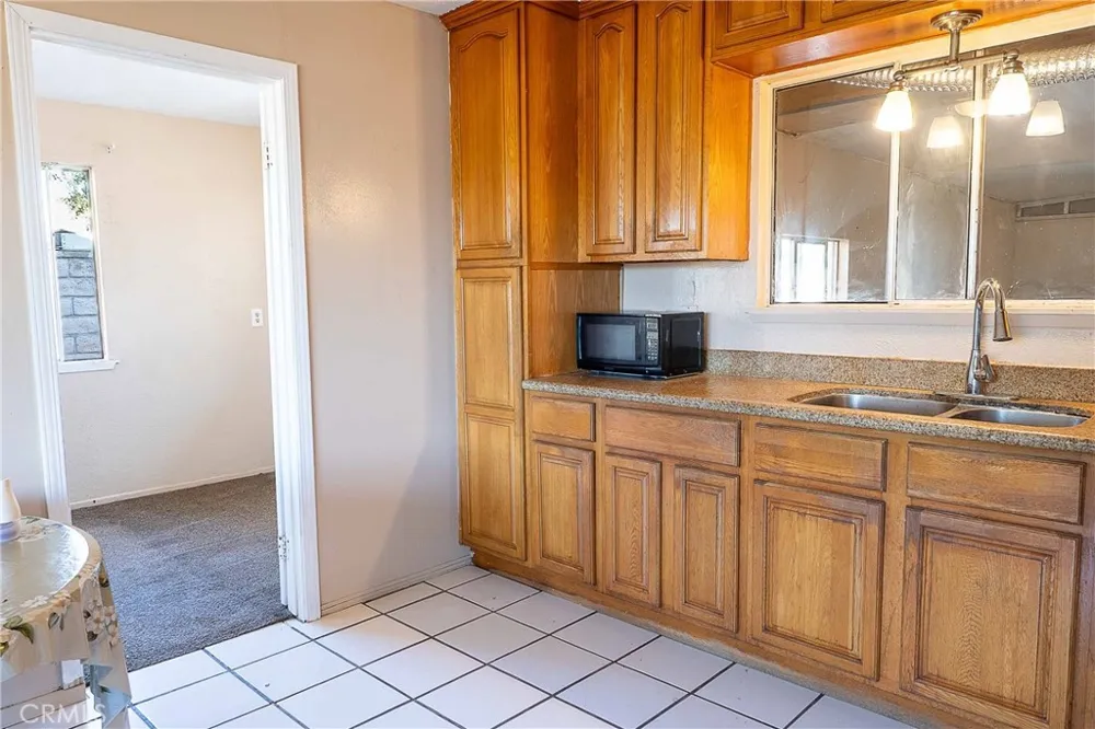 1142 W Donovan Santa Maria, CA 93458