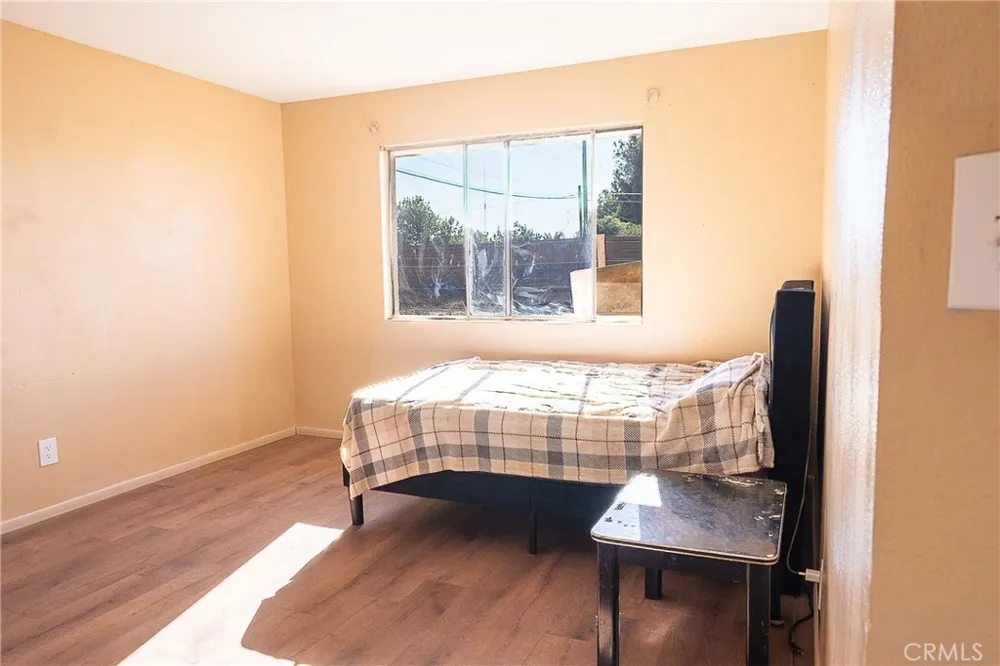 1142 W Donovan Santa Maria, CA 93458
