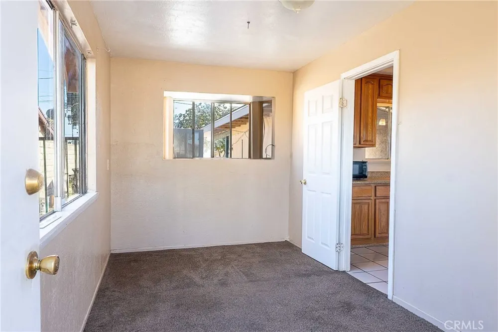 1142 W Donovan Santa Maria, CA 93458