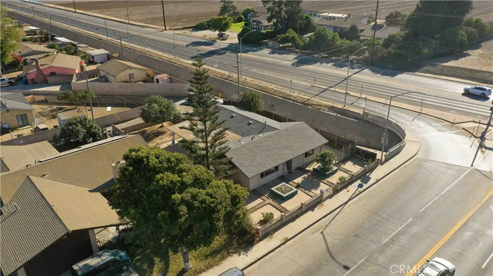 1142 W Donovan Santa Maria, CA 93458