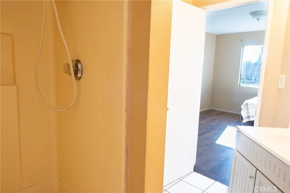 1142 W Donovan Santa Maria, CA 93458